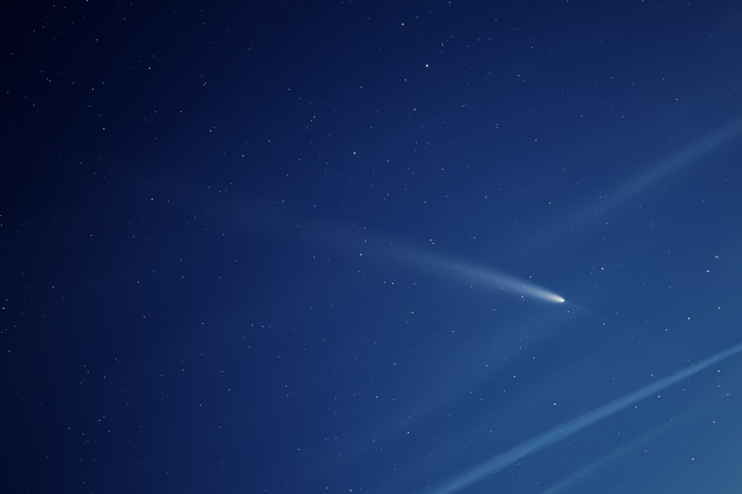 From Comet Halley’s Dream to A3 Tsuchinshan-ATLAS: A Photographic Journey